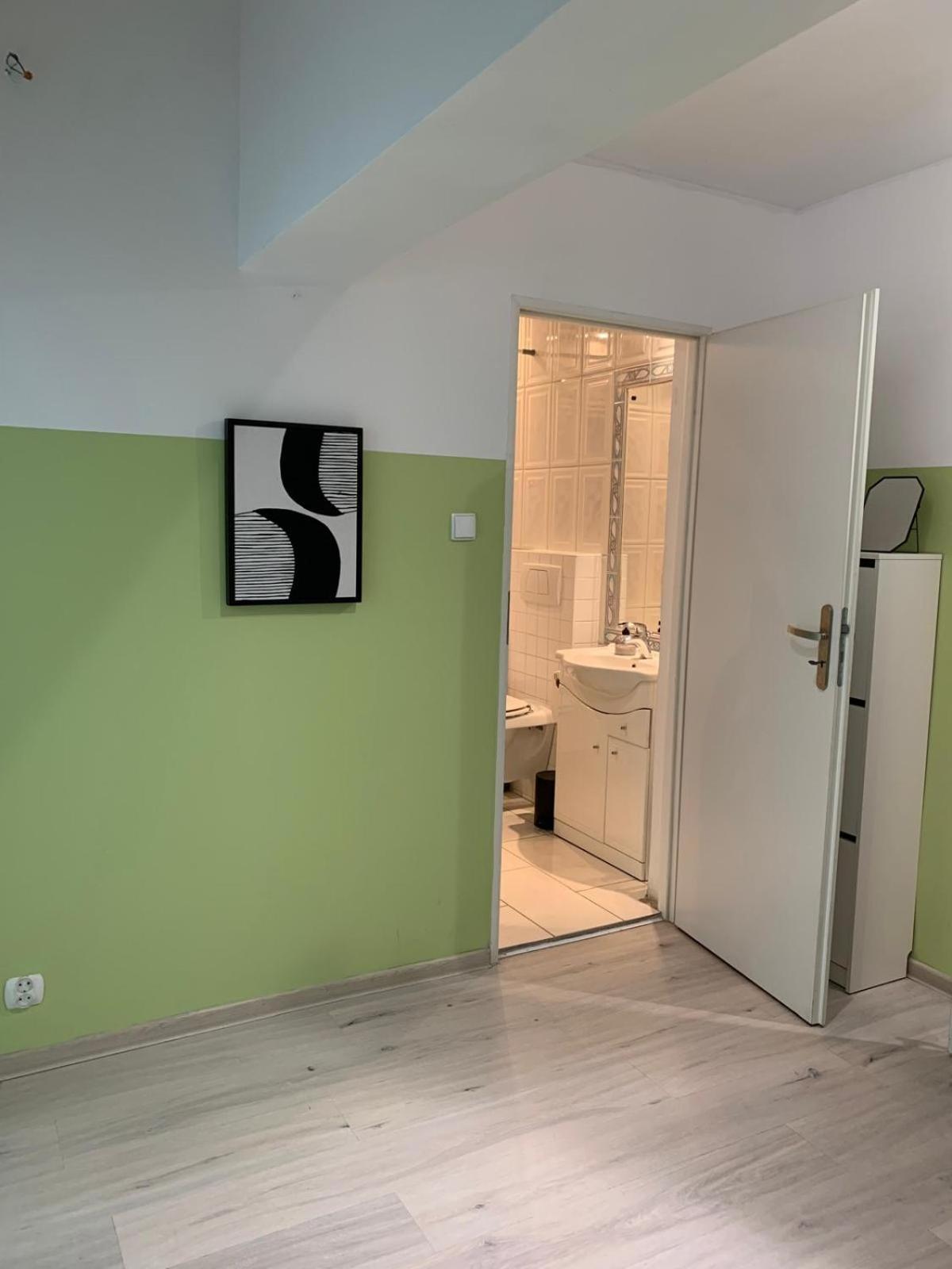 Bright And Spacious Apartment Szczecin Kültér fotó
